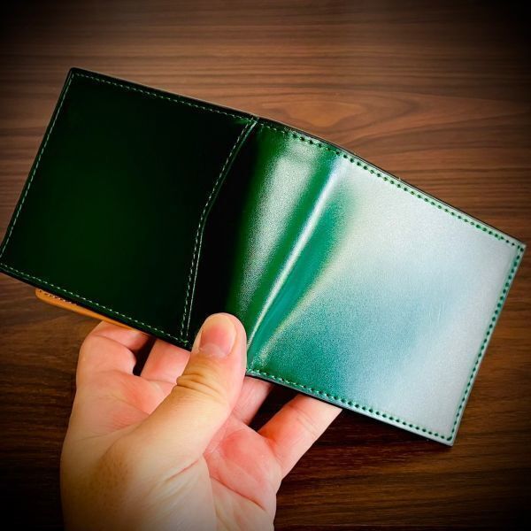 1円 アンティークガラスレザー 二つ折り 財布 カード２１枚収納 大容量 折財布 本革 牛革 グリーン 緑 メンズ財布 革財布 送料無料の画像4