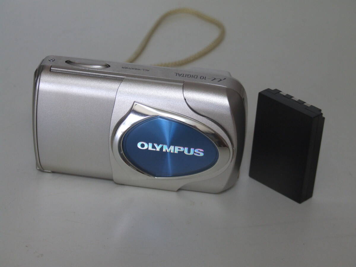 オリンパス　OLYMPUS μ-10 DIGITAL　超美品！ 完動品！ 本体とバッテリー（純正）_画像1