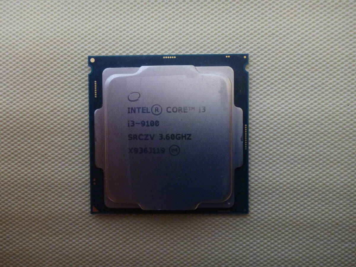 管理番号　T-04049 / INTEL / CPU / Core i3-9100 / LGA1151 / 2個セット / BIOS起動確認済み / ゆうパケット発送 / ジャンク扱い_画像3