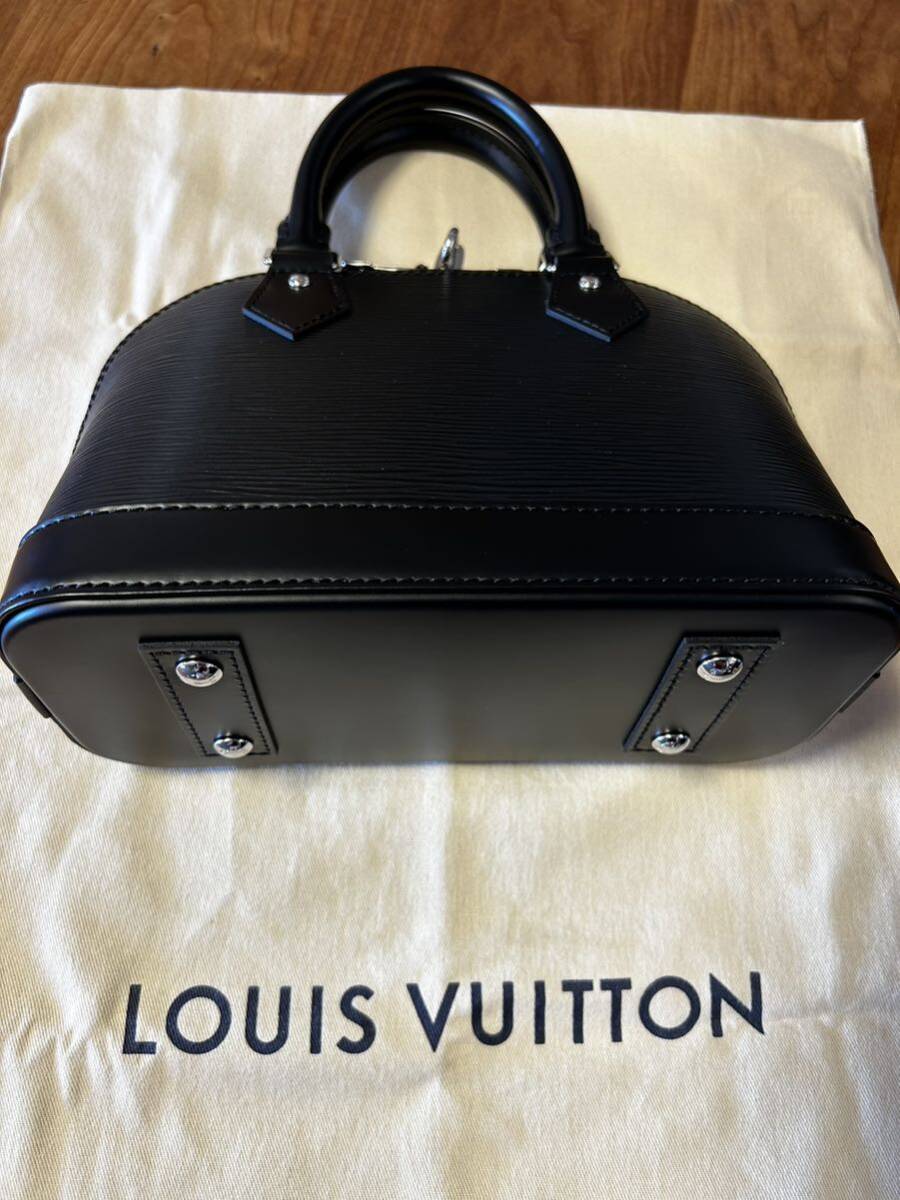 新品同様　LOUIS VUITTON ルイヴィトン　エピ　アルマ　BB M59217_画像4