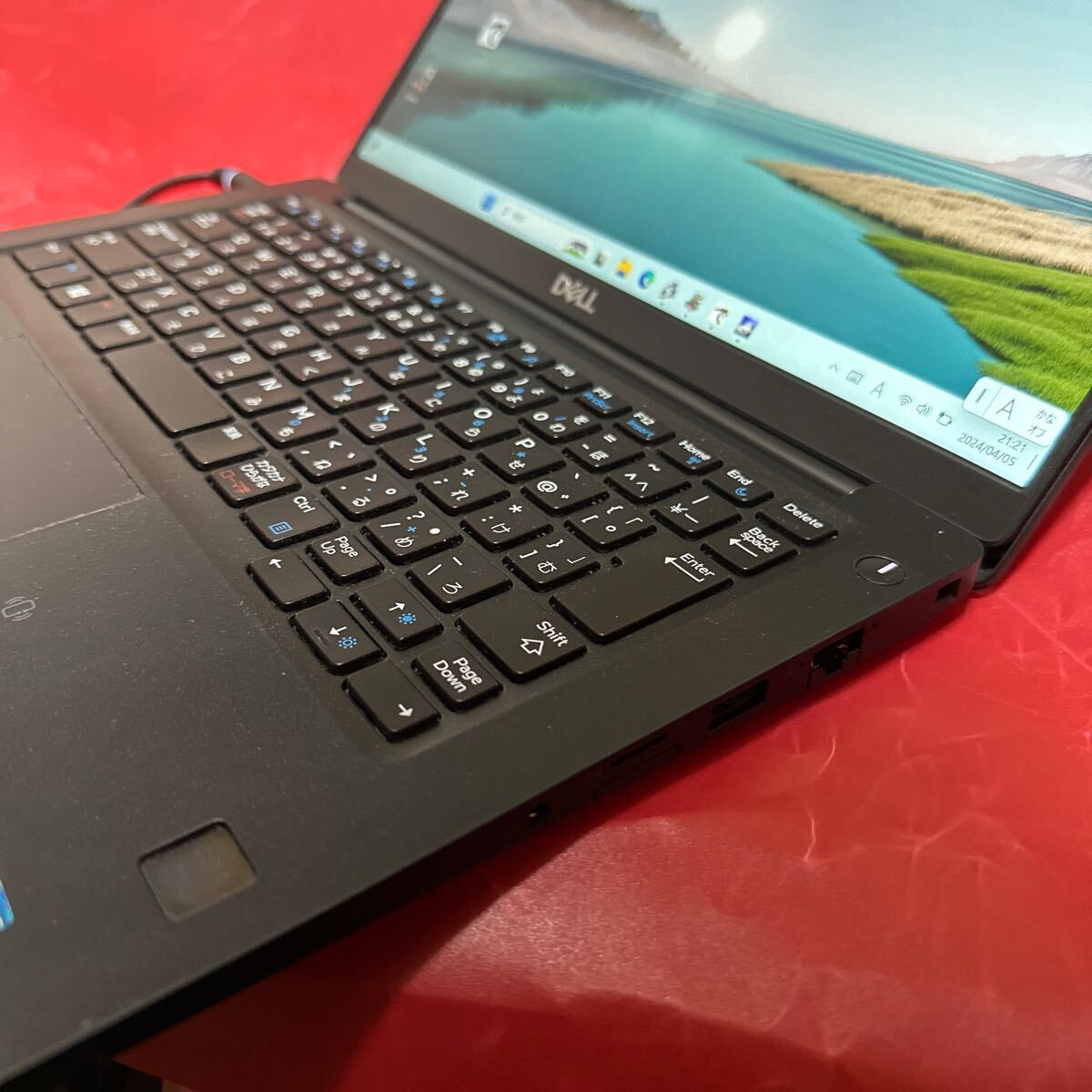 難あり ハイスペック八世代Core i7-8650U,メモリ16GB搭載！Dell Latitude 7390/SSD512GB/13インチFHD(1920x1080) Webカメラ SK2404-15_画像6