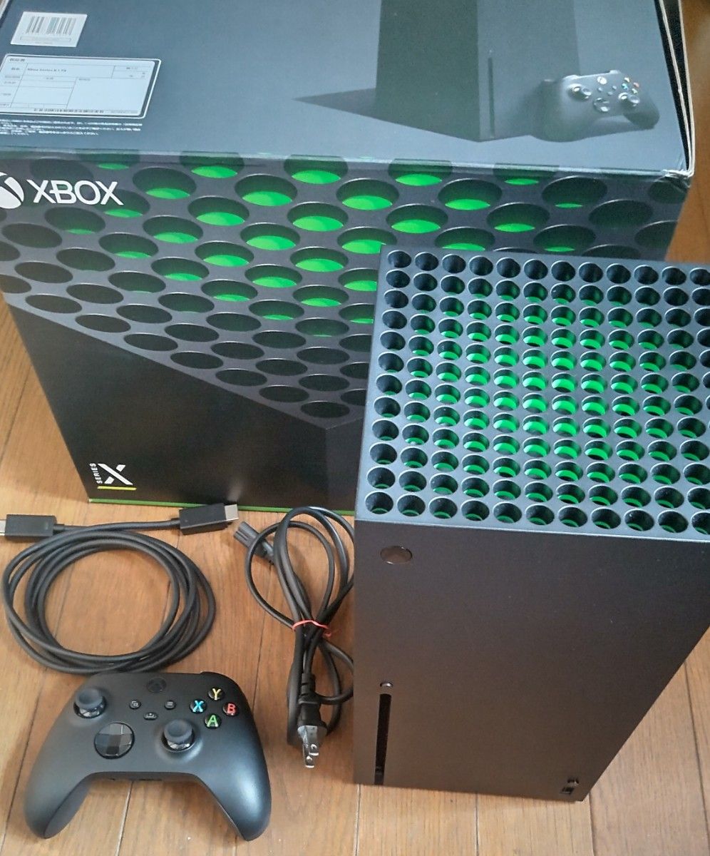 美品】Xbox Series X 本体 ブラック RRT-00015 SSD 1TB ディスク 美品】Xbox Series X 本体 ブラック RRT-00015 SSD 1TB ディスク