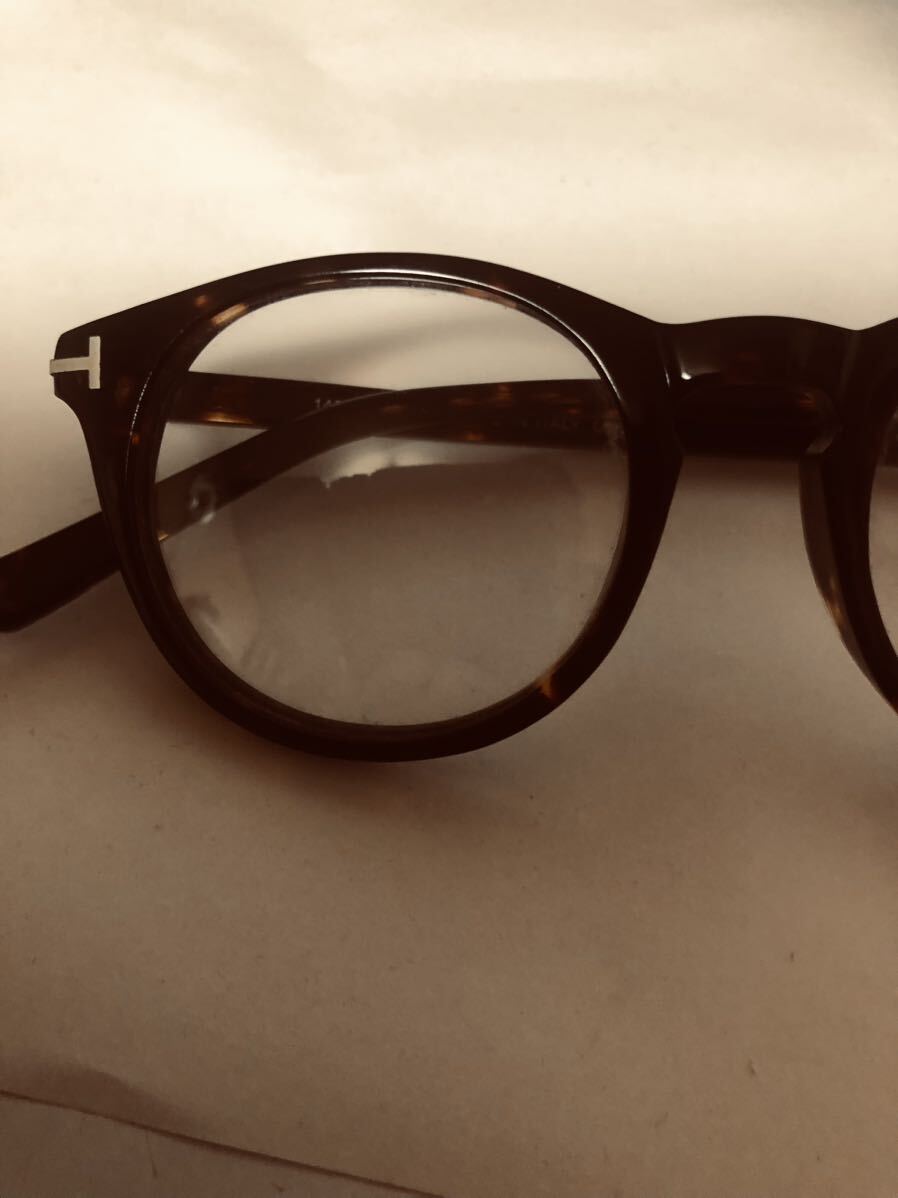 1000円スタートトムフォード TOM FORD べっ甲柄フレーム　サングラス メガネ 眼鏡 TF5294 48□20 145 C056メンズ　レディース_画像4