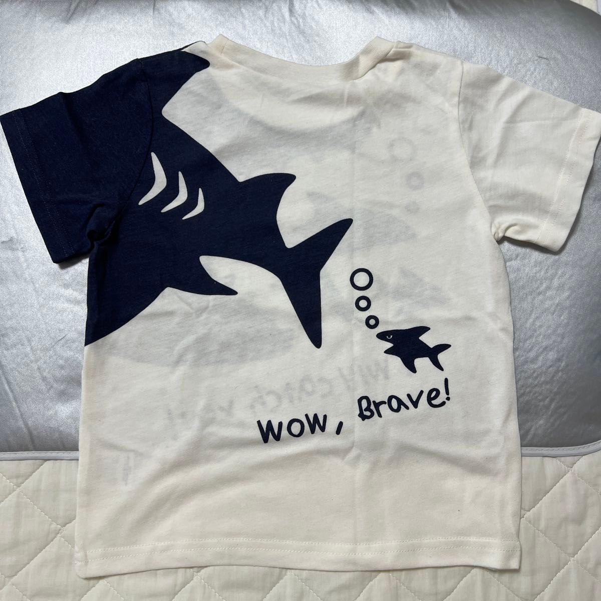 未使半袖Tシャツ Tシャツ　サメ　海の生き物　120