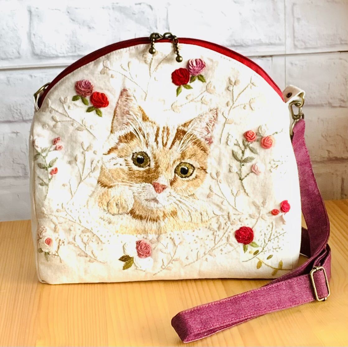 2WAY♪リュック&ショルダーバッグ リアルねこ刺繍 ハンドメイド ボタニカル コットンリネン 手作り ちくみんち