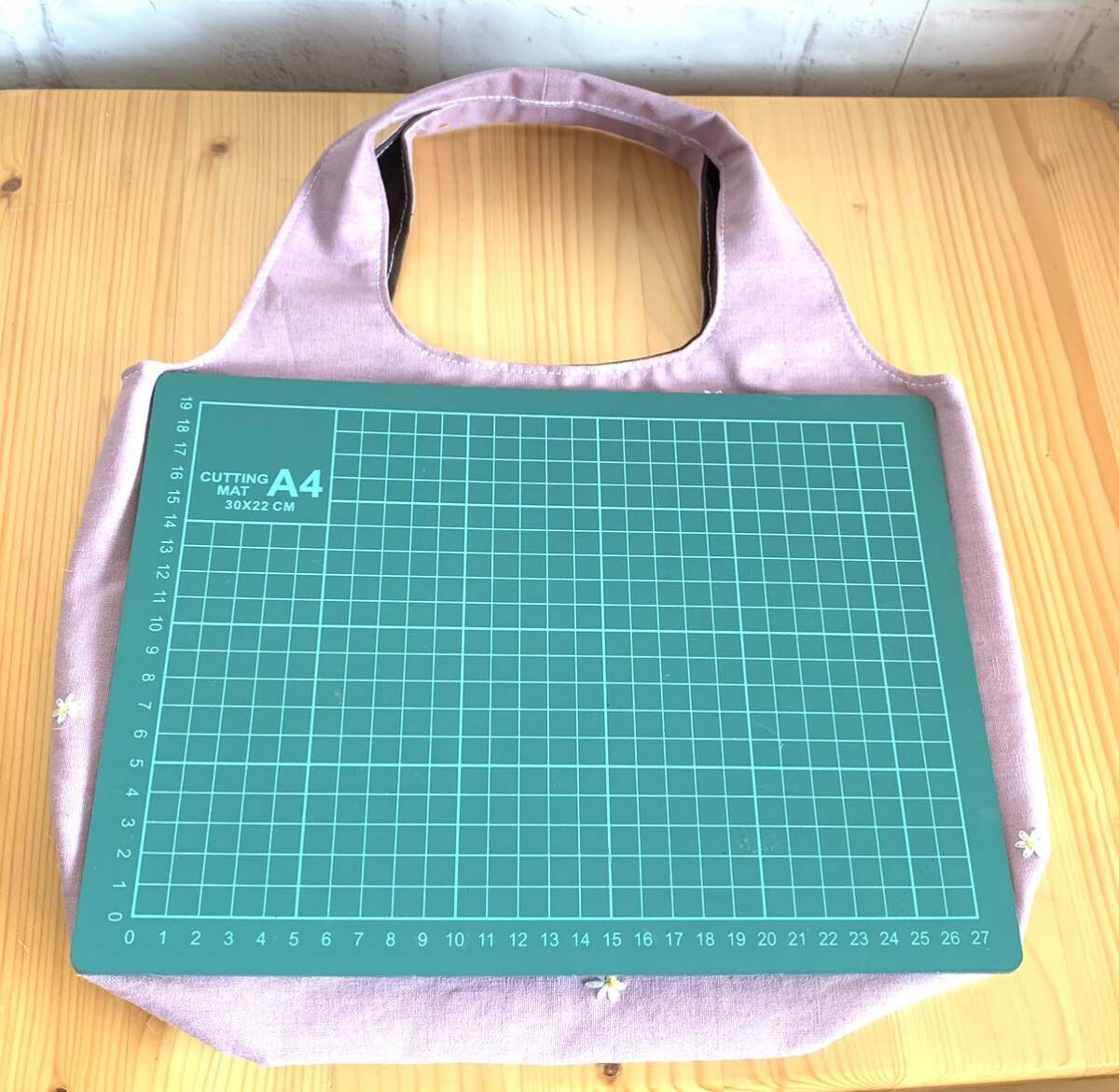 手作り　ねこ刺繍ミニバッグ　サーモンピンク系　エコバッグにも　ハンドメイド　コットンリネン　買い物　お出かけ_画像6