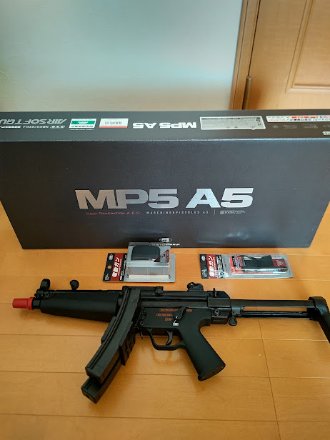 【次世代電動ガン】【中古】 MP5A5 東京マルイ製 純正オプション多数の画像5