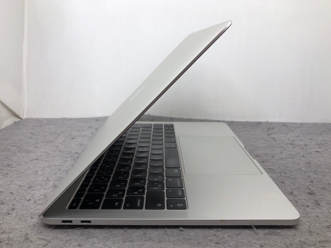 【Apple】MacBook Pro 13inch 2017 Two Thunderbolt 3 ports A1708 Corei5-7360U 8GB SSD256GB NVMe WEBカメラ OS13 中古Macの画像7