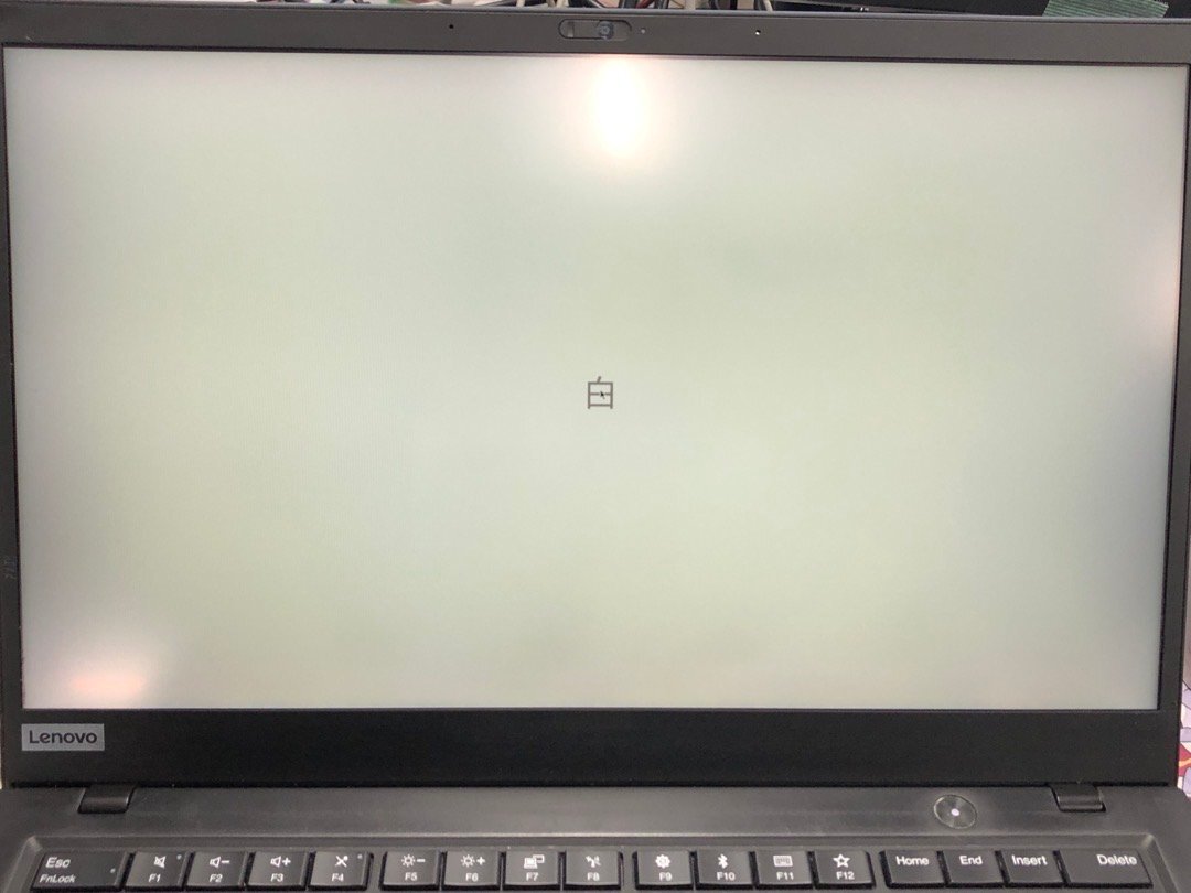 【Lenovo】ThinkPad X1 Carbon 6th 20KGSDKF01 Corei5-8350U 8GB SSD256GB NVMe WEBカメラ Windows10Pro 14inch フルHD 中古ノートPCの画像2