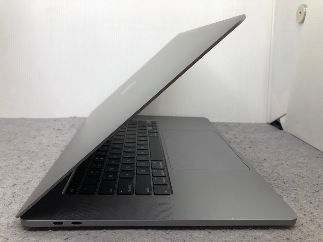 【Apple】MacBook Pro 16inch 2019 A2141 Corei7-9750H 16GB SSD1TB NVMe AMD Radeon Pro 5300M 4GB OS13 中古Mac US配列 充放電回数少の画像6