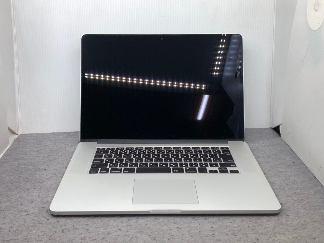 ジャンク【Apple】MacBook Pro Retina 15inch Mid 2015 A1398 CPU不明 メモリ不明 ストレージなし 中古Mac 起動不良_画像1