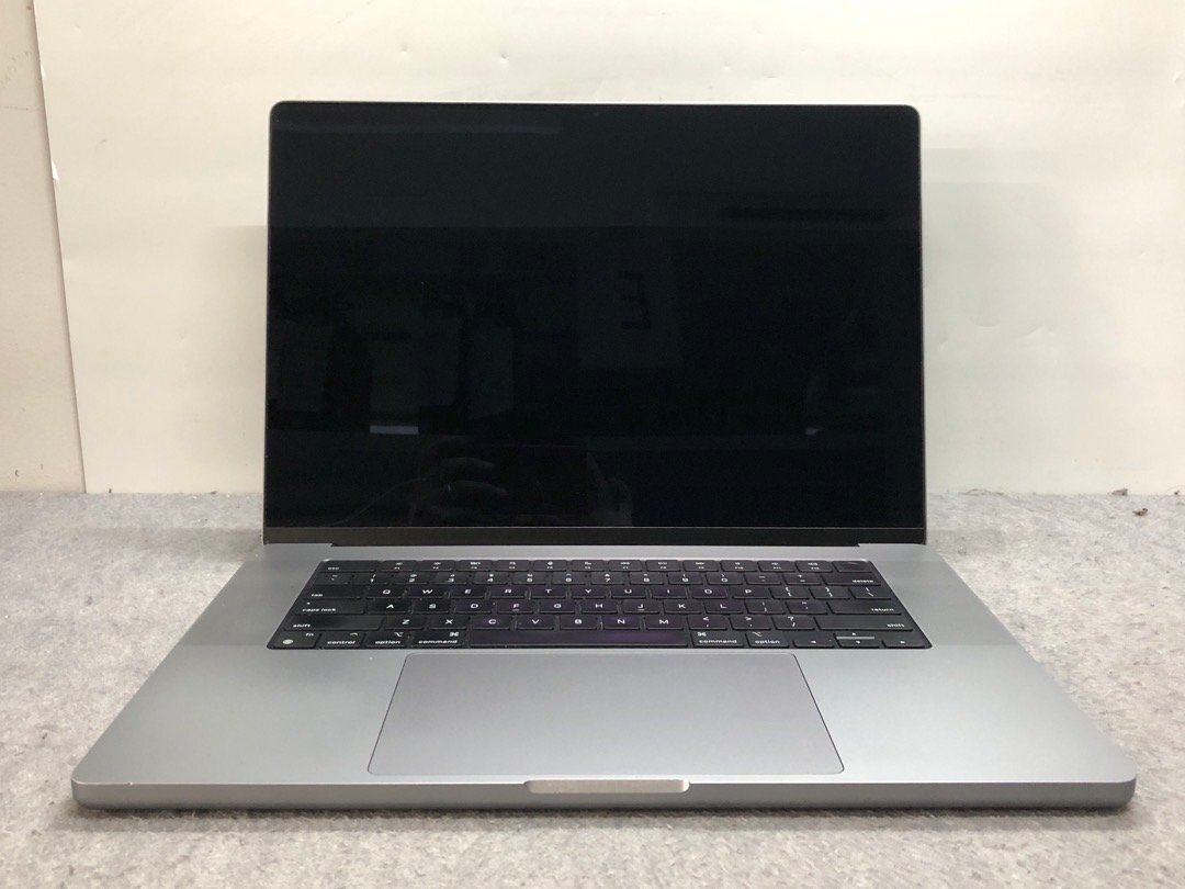 ジャンク【Apple】MacBook Pro 16inch 2021 A2485 CPUなし メモリなし ストレージなし 中古Mac 外装のみ ロジックボード欠品の画像1