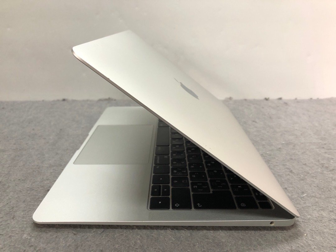 ジャンク【Apple】MacBook Air Retina 13inch 2019 A1932 CPUなし メモリなし ストレージなし ロジックボード欠品 外装のみ 中古Macの画像9