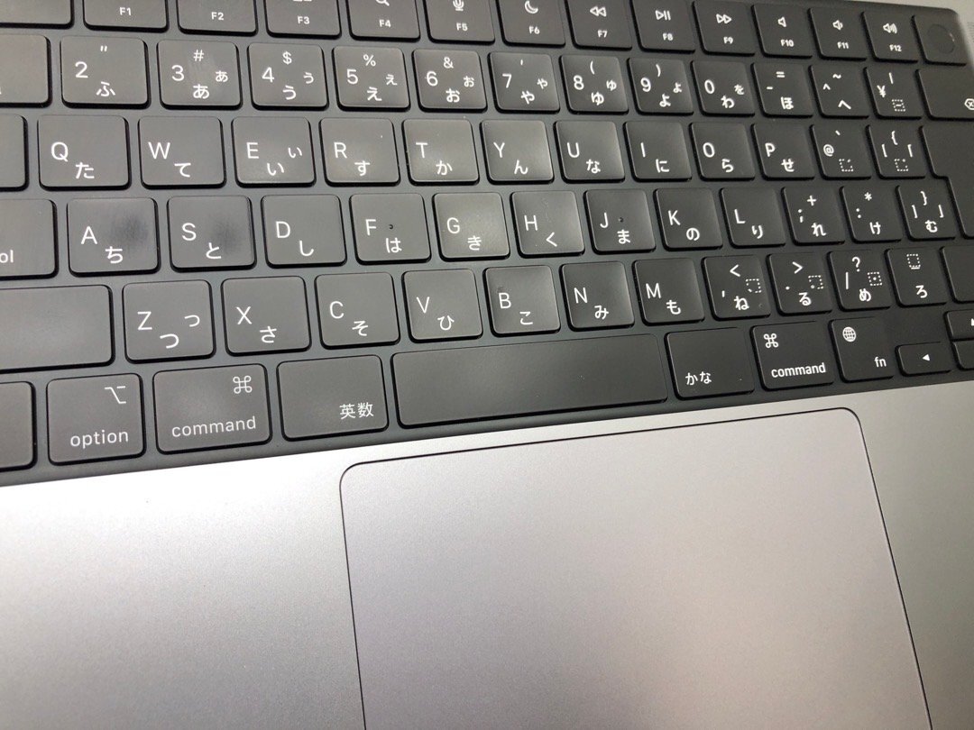 ジャンク【Apple】MacBook Pro 14inch 2021 A2242 CPUなし メモリなし ストレージなし ロジックボードなし 外装のみの画像3