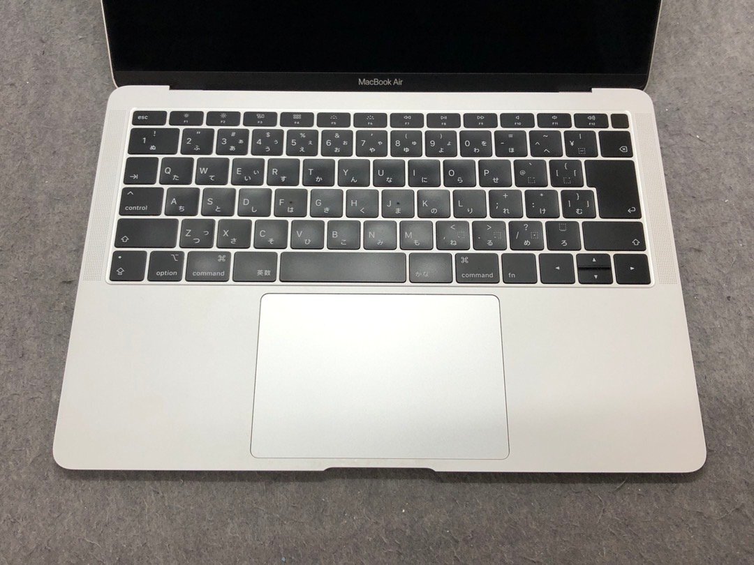 ジャンク【Apple】MacBook Air Retina 13inch 2019 A1932 CPUなし メモリなし ストレージなし ロジックボード欠品 外装のみ 中古Macの画像3