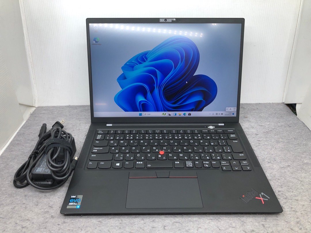 【Lenovo】ThinkPad X1 Carbon 8th 20XXS45K00 Corei5-1145G7 8GB SSD256GB NVMe WEBカメラ Windows11Pro 14inch 中古ノートPCの画像1