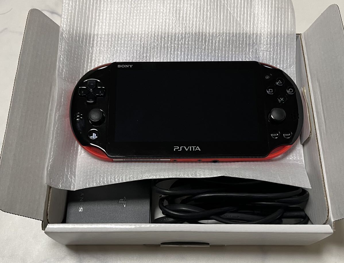 SONY PS Vita ブラック レッド バリューパック_画像6
