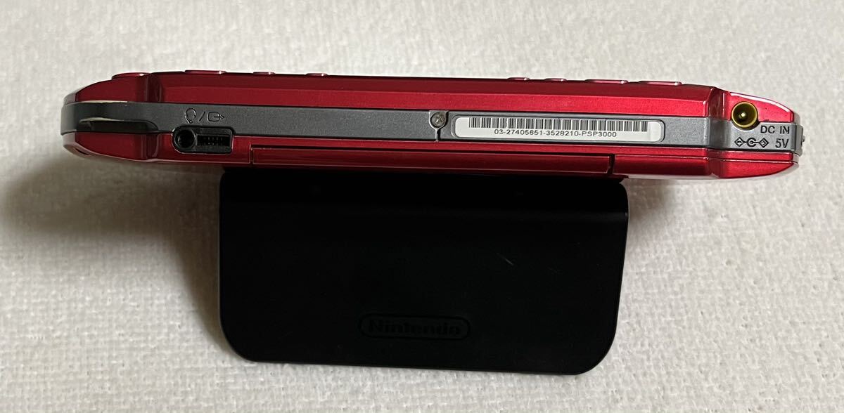 SONY PlayStation ポータブル　PSP-3000 本体のみ　 オマケ　バッテリーパック付き_画像6