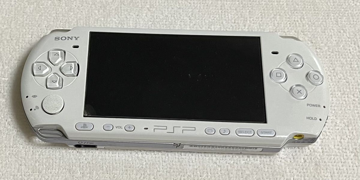 SONY PlayStation ポータブル PSP-3000 本体のみ  オマケ バッテリーパック付き パールホワイトの画像2