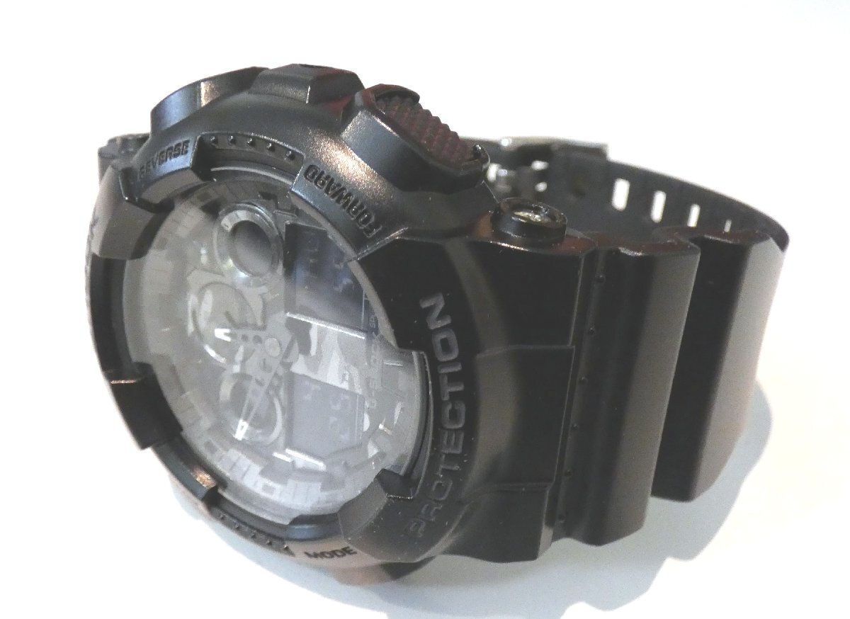 【新品未使用・正規品】G-SHOCK Gショック腕時計 GA-100CF-1ADR CASHIO 人気のカモフラージュダイヤルシリーズ／クールなシルバーメタリ_画像4