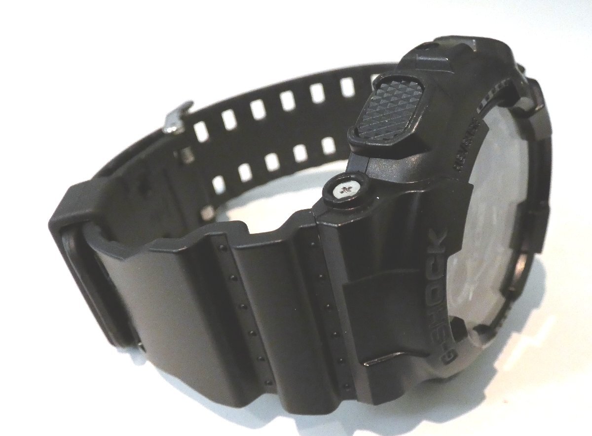 【新品未使用・正規品】G-SHOCK Gショック腕時計 GA-100CF-1ADR CASHIO 人気のカモフラージュダイヤルシリーズ／クールなシルバーメタリ_画像5