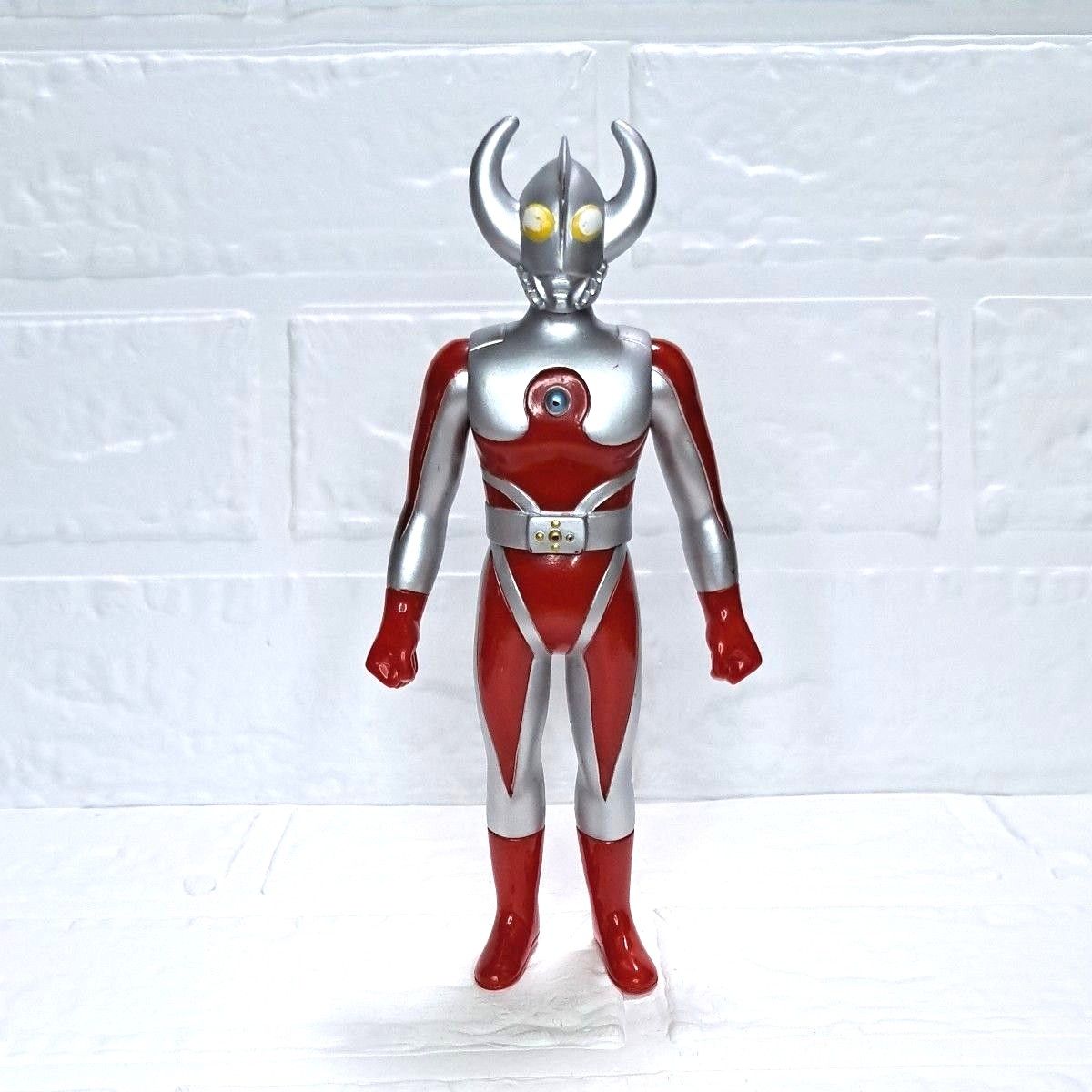 ウルトラマン 日本製 ソフビ 4 体 セット BANDAI 円谷プロ ウルトラマン 日本製 ソフビ 4 体 セット BANDAI 円谷プロ