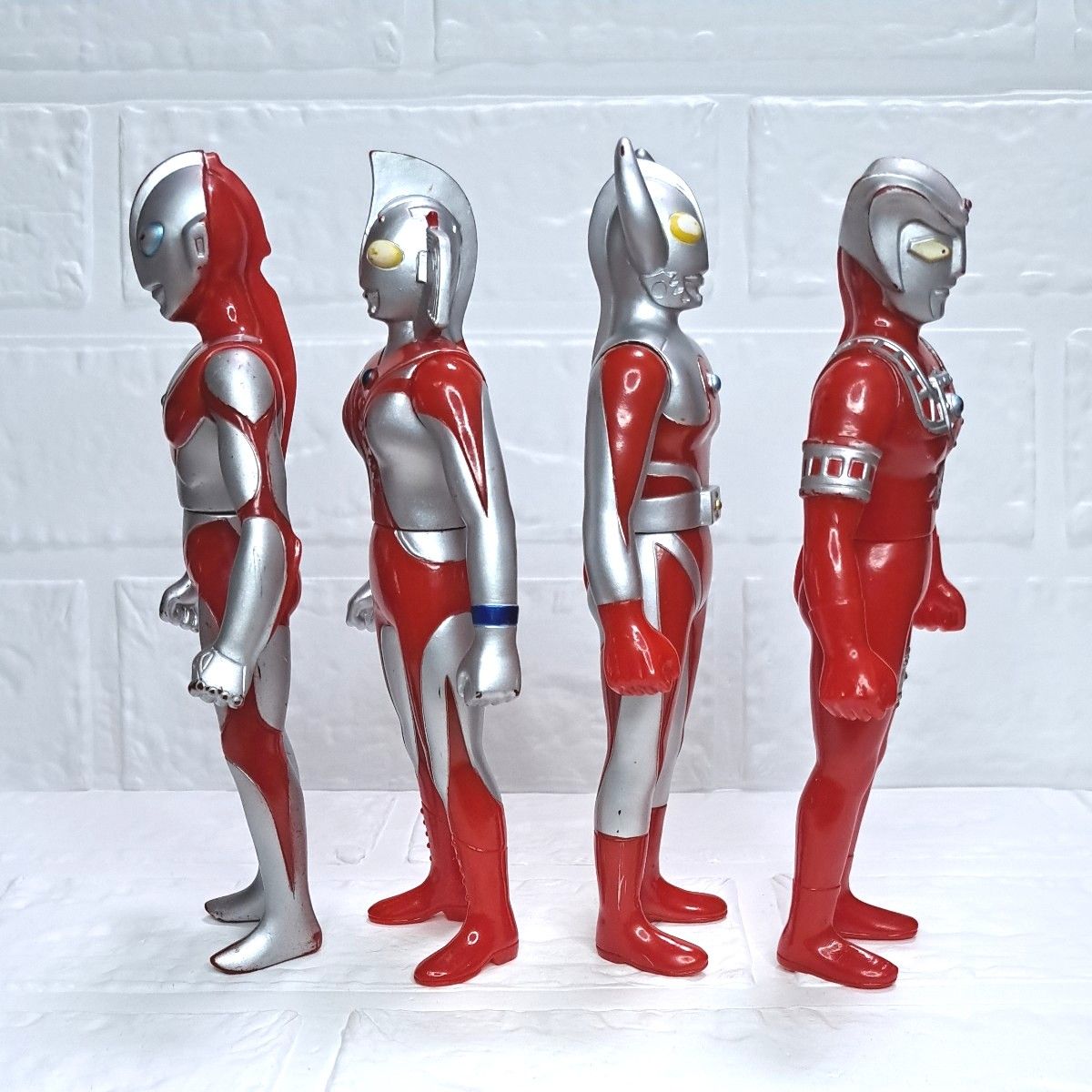 ウルトラマン 日本製 ソフビ 4 体 セット BANDAI 円谷プロ ウルトラマン 日本製 ソフビ 4 体 セット BANDAI 円谷プロ