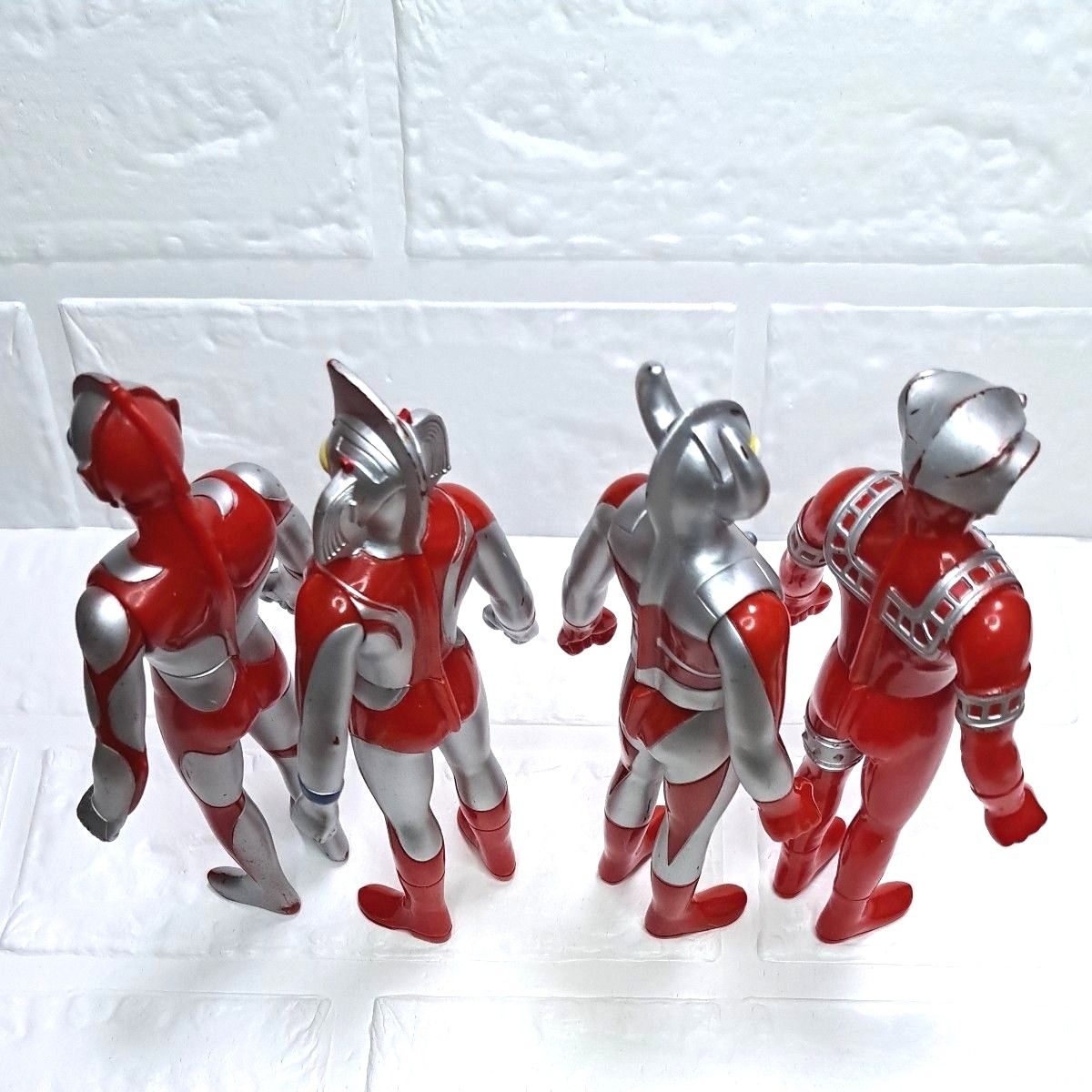 ウルトラマン 日本製 ソフビ 4 体 セット BANDAI 円谷プロ ウルトラマン 日本製 ソフビ 4 体 セット BANDAI 円谷プロ