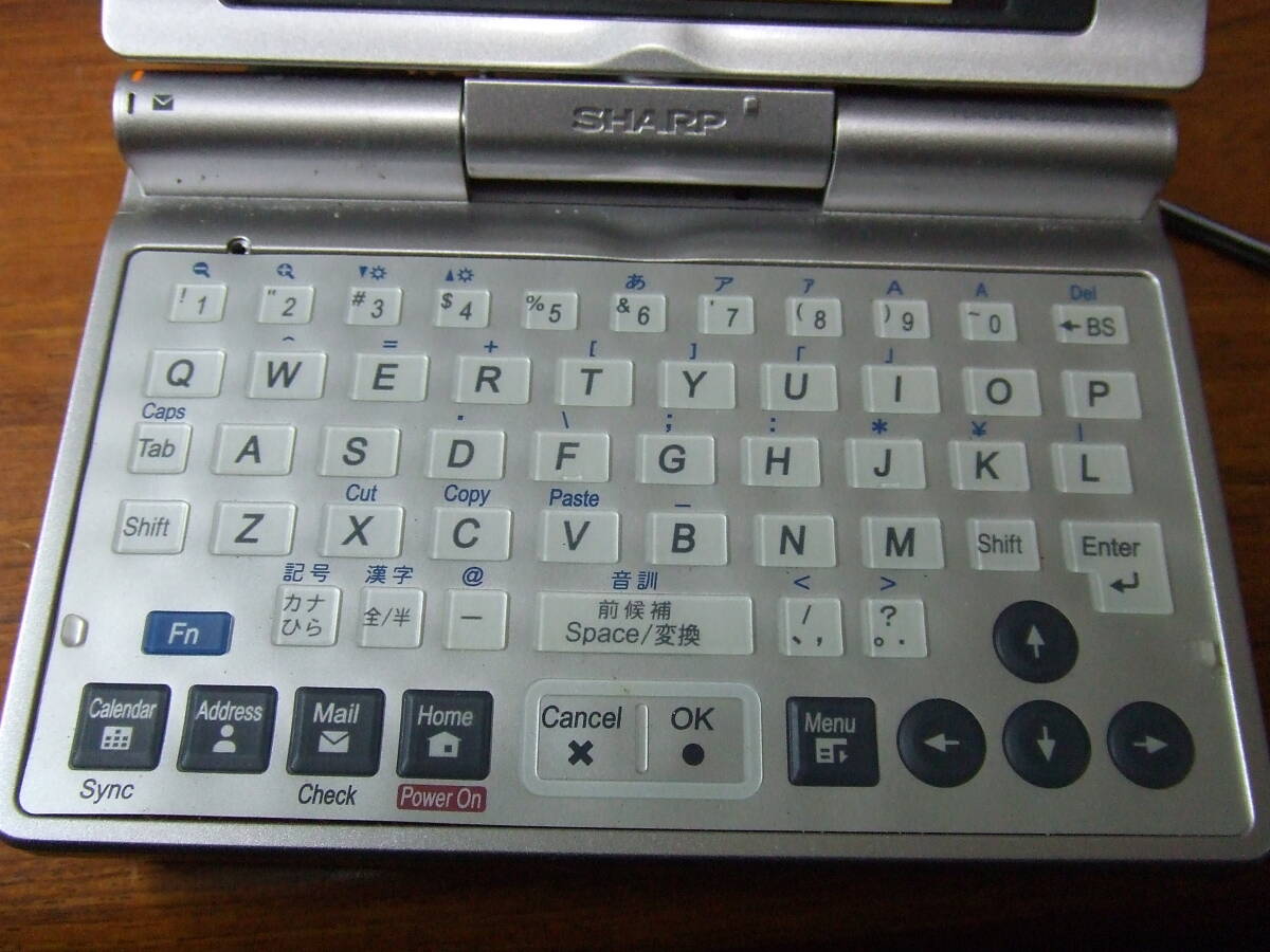 i37  SHARP ザウルス Zarusu SL-C860 中古 本体 現状品 ジャンクの画像3