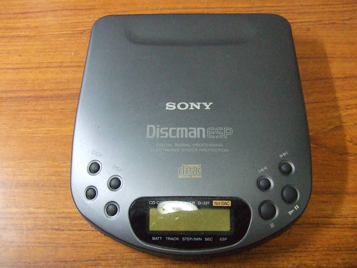 i257 SONY ソニー  Discman ポータブルCDプレーヤー D-321 ディスクマン 本体 中古 動作品 の画像1