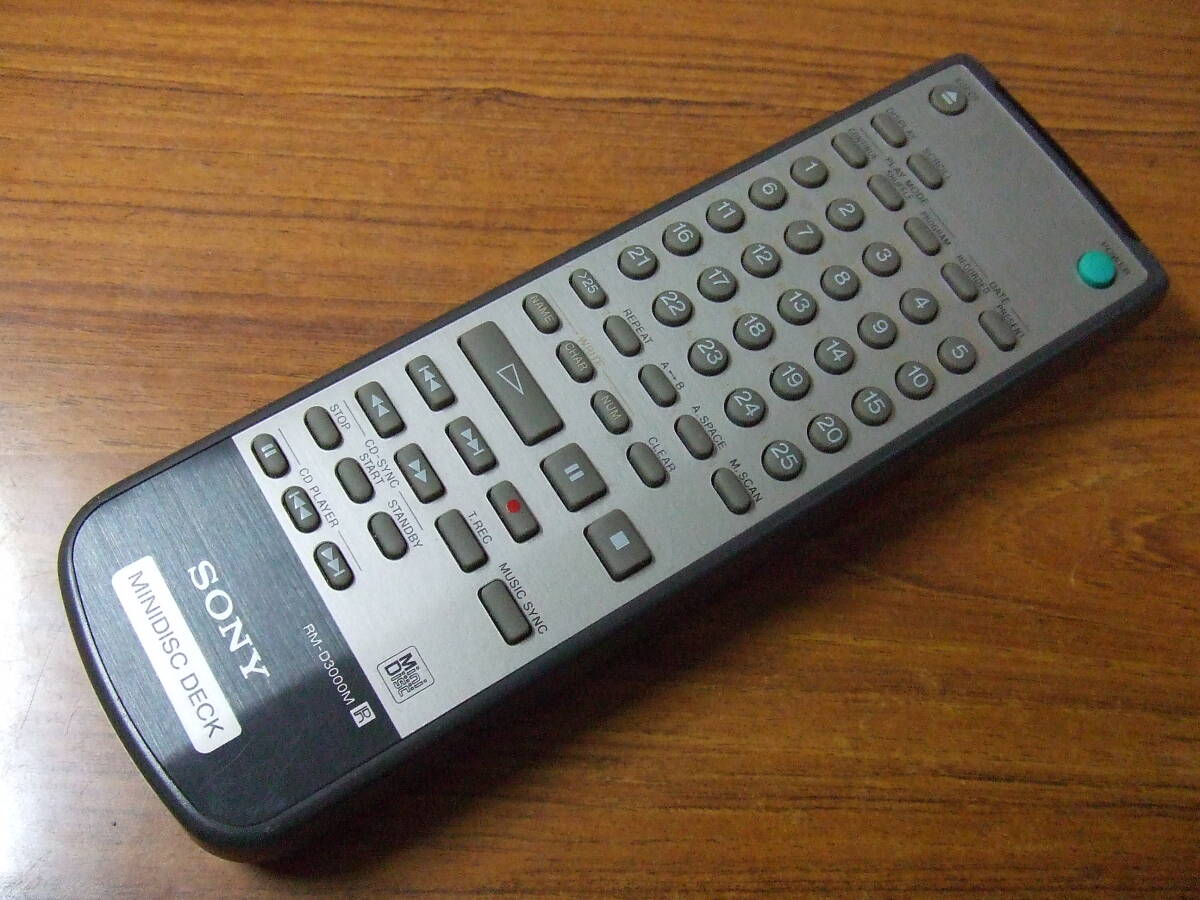 i413 SONY　ソニー　MDS-J3000専用リモコン　RM-D3000M　MDデッキ 中古_画像1