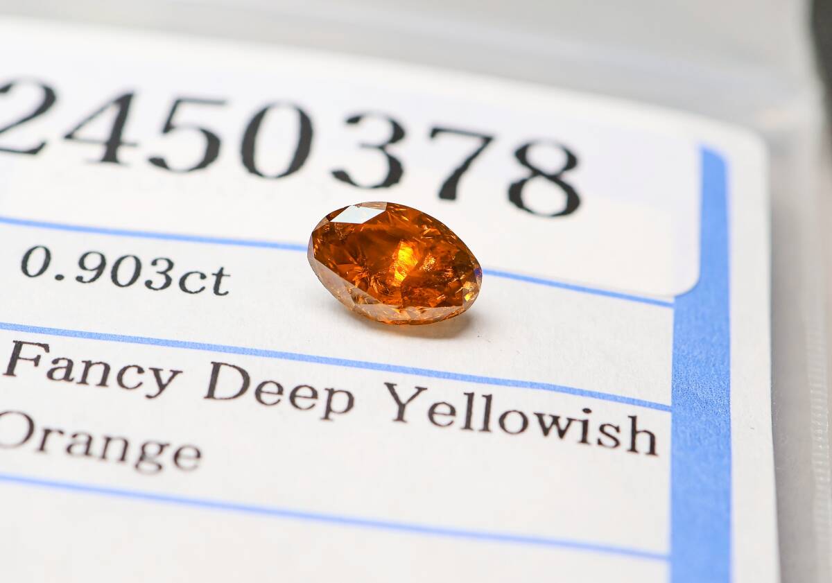 【１００円～】0.903ｃｔ 天然ダイヤ FANCY DEEP YELLOWISH ORANGE（ナチュラルカラー）I2 ＯＶカットの画像2