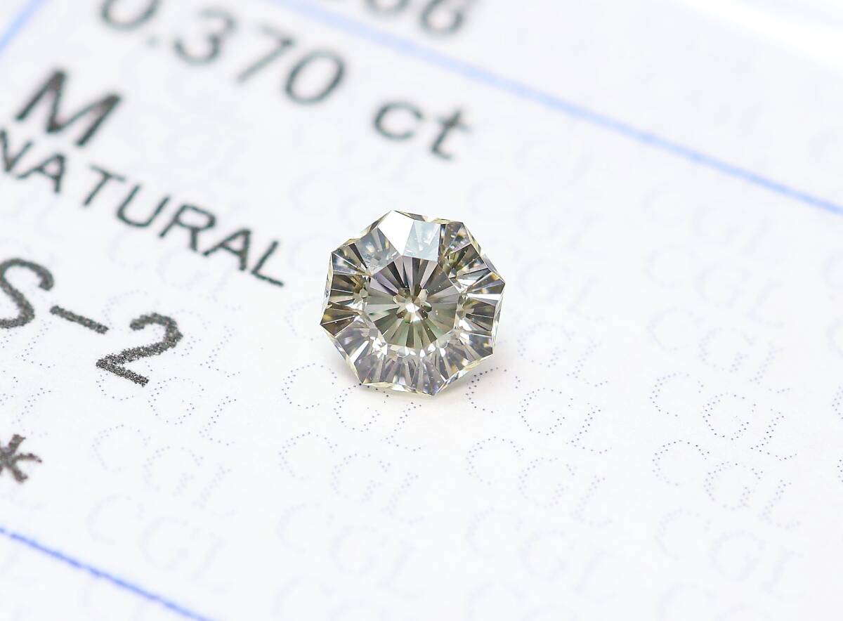 [100 jpy ~]VS2!0.370ct natural diamond M color ( natural color )