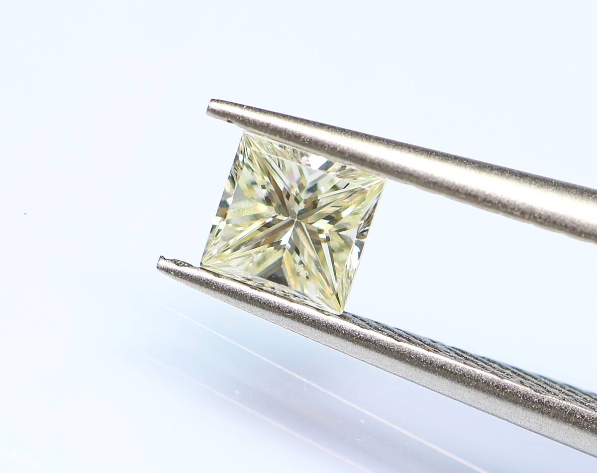 【１００円～】0.350ct 天然ダイヤ VERY LIGHT YELLOW（ナチュラルカラー）SI1 PRカットの画像3