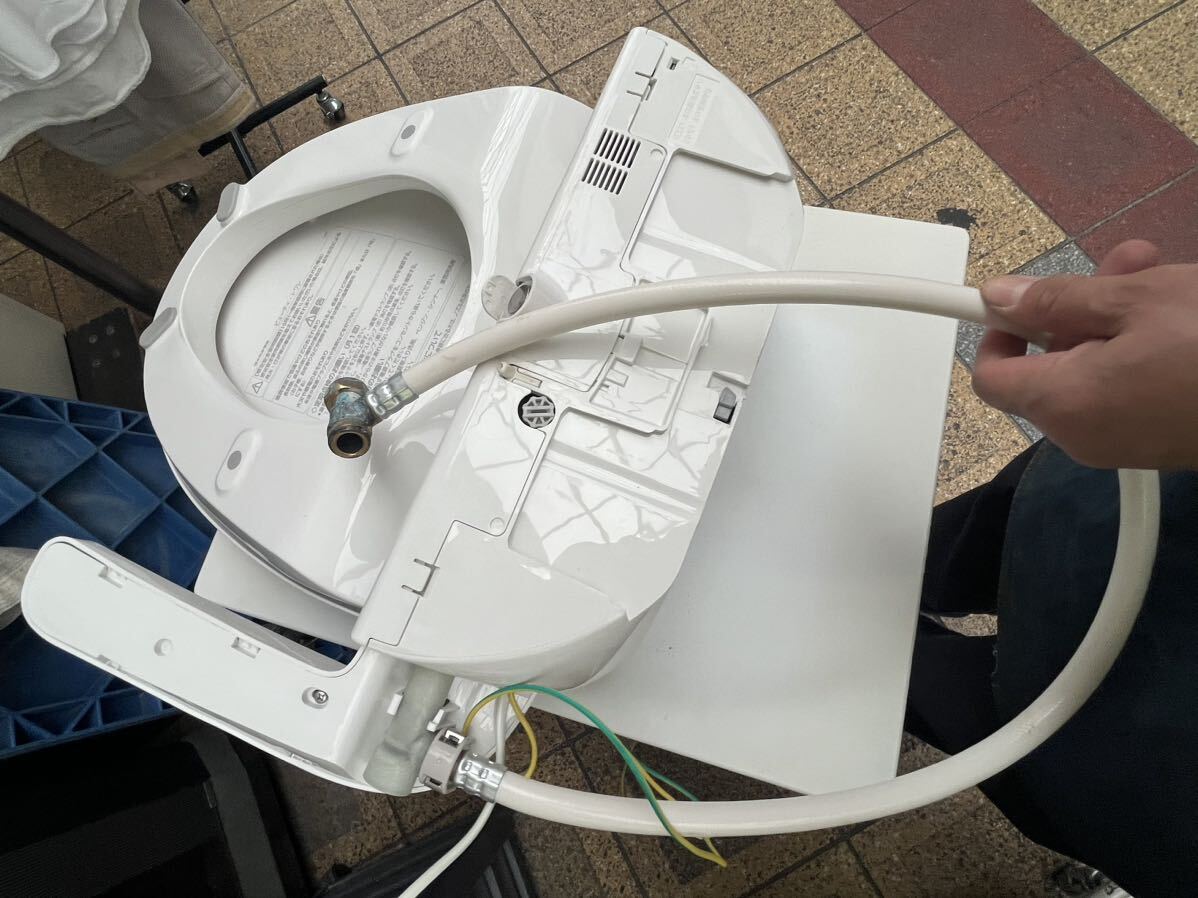 即決送料無料 Panasonic CH941SWS 温水 洗浄 便座 ウォシュレット トイレ 通電確認済 現状品の画像9