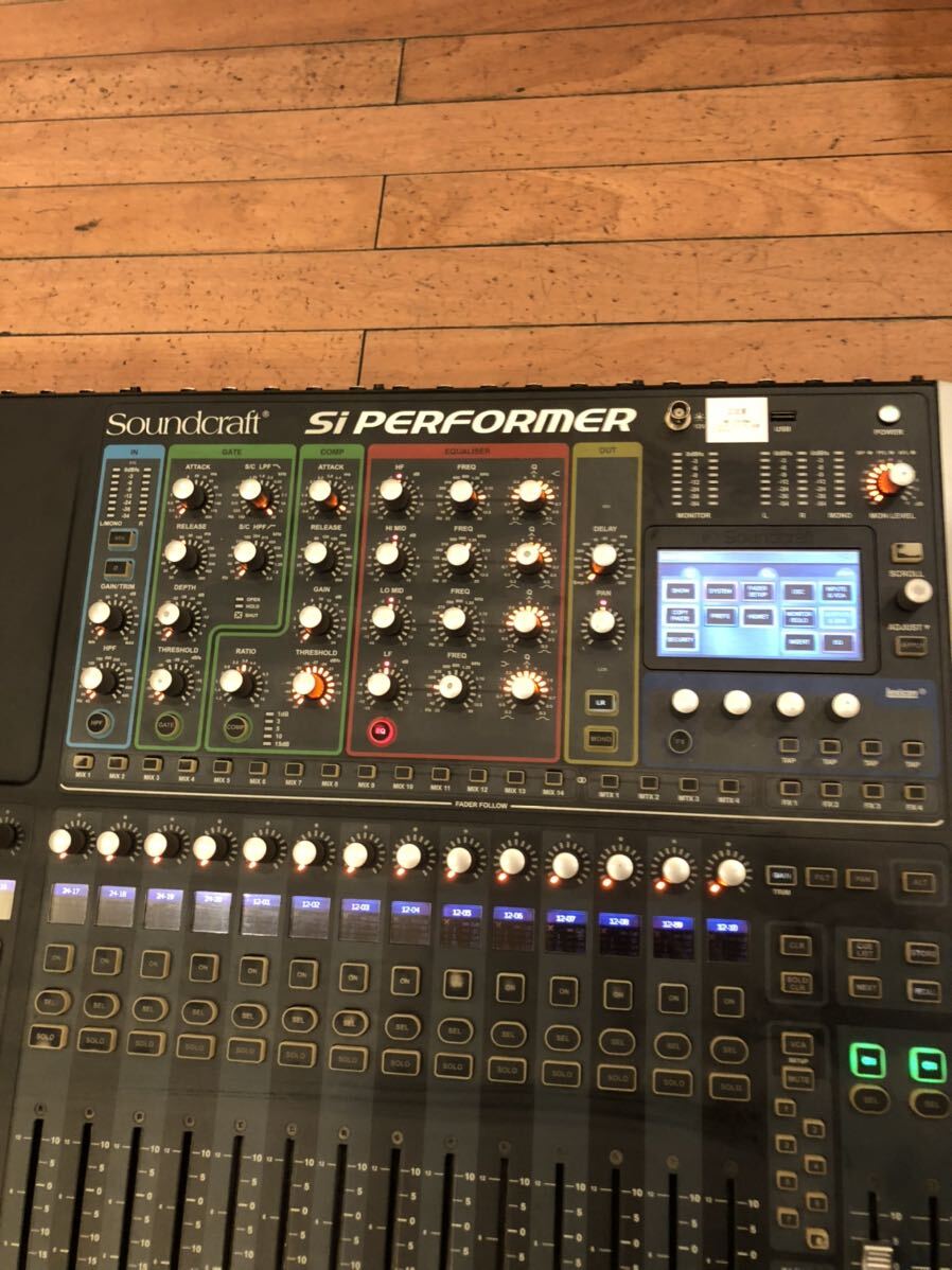 SoundCraft サウンドクラフト Paformer3 デジタルミキサーの画像3