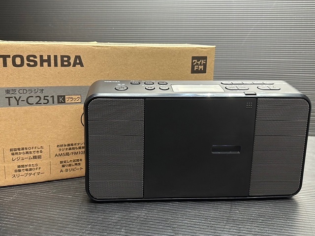 B88★【未使用箱付き】TOSHIBA 東芝 CDラジオ 2021年製／TY-C251の画像1