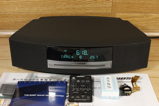 ★美 完動品 メンテ済み ピックアップ新品 BOSE Wave music system AWRCCB CD/FM/AM★_画像1