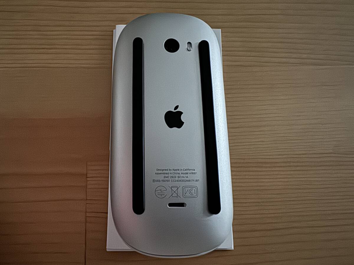 【美品】使用回数数回 Apple Magic Mouse アップル マジック マウス 完品 純正 A1657 MK2E3J/Aの画像3
