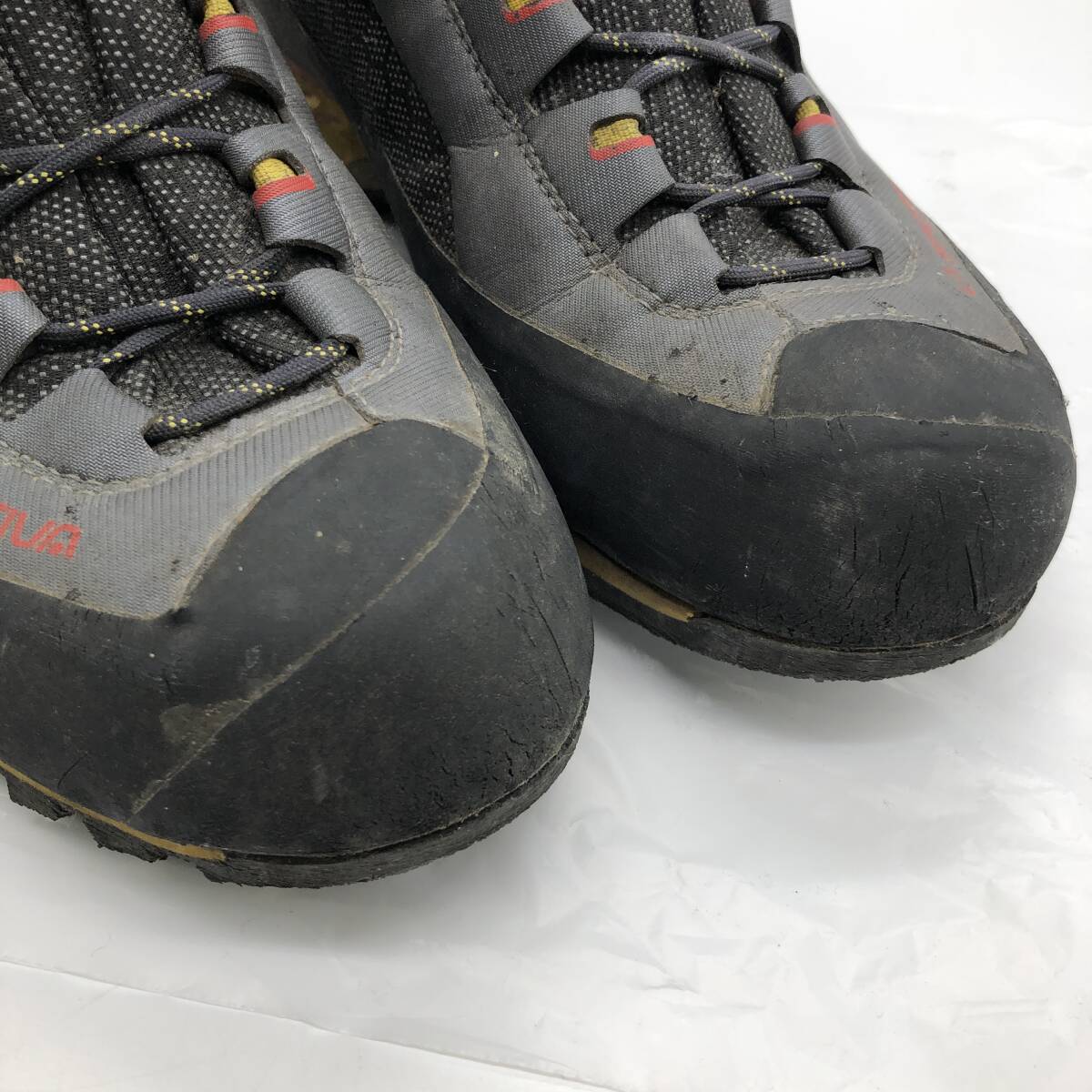 LA SPORTIVA スポルティバ トランゴタワーGTX サイズ43 トレッキングシューズ 登山靴 ブラック/イエロー 21A999100N 【中古】の画像9