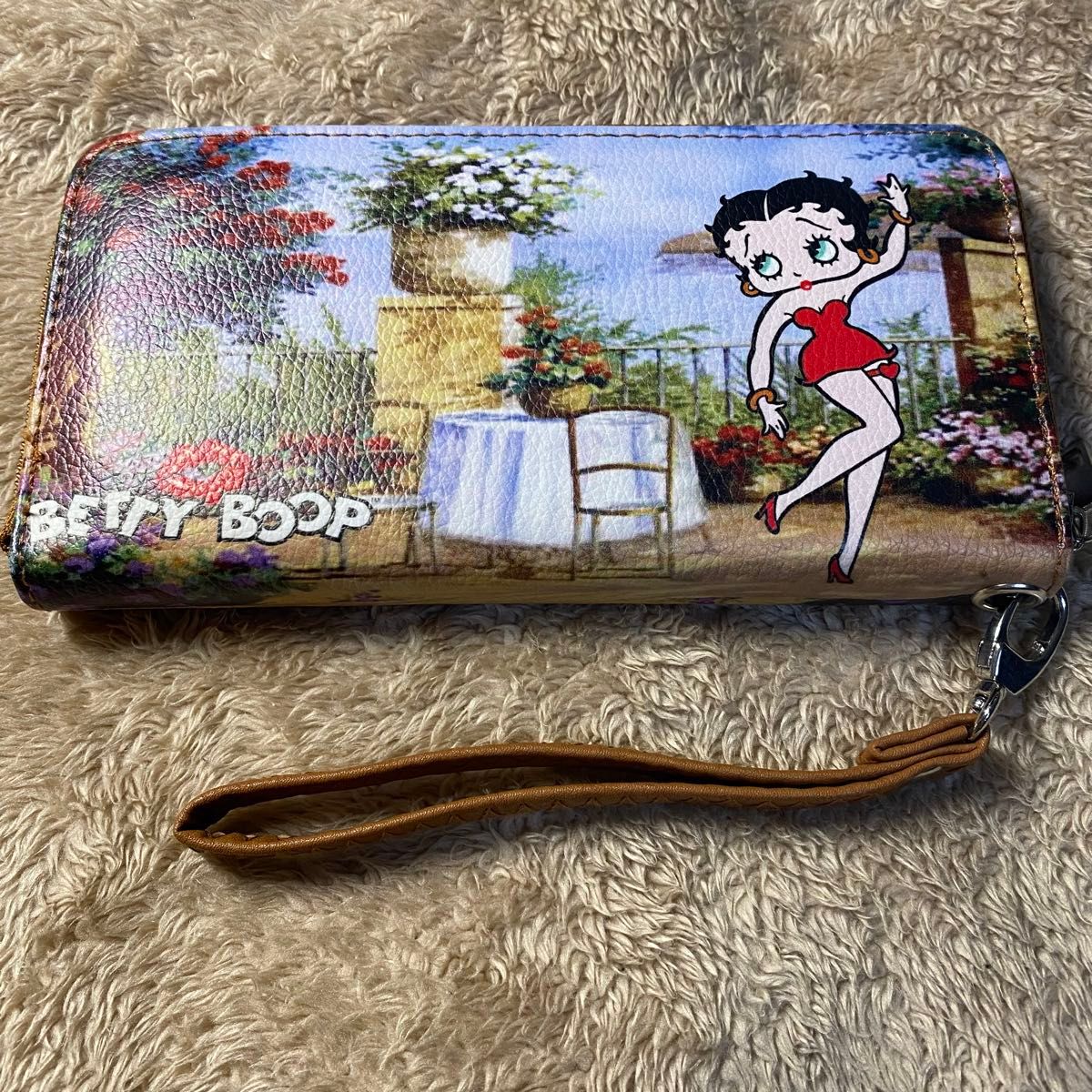 極美品！BETTY BOOP  ジップ　長財布