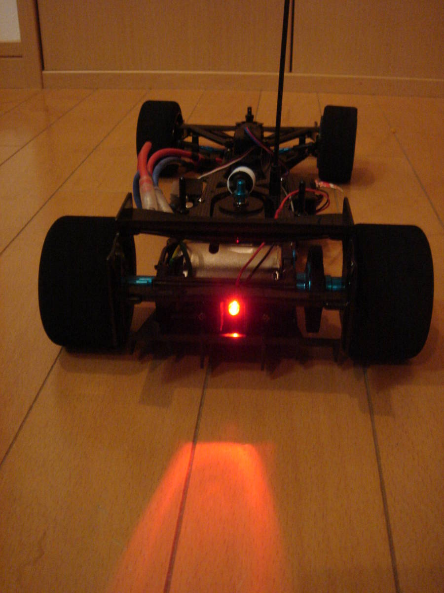 F104,F103,F-1用超高輝度点滅式LEDテールライトシステム_画像1