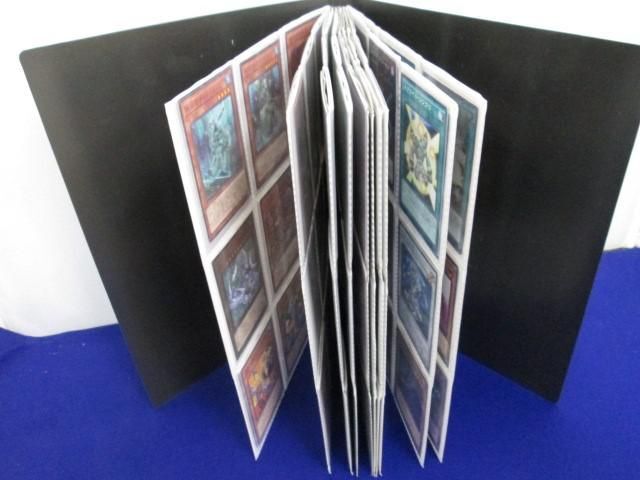 【同梱可】状態B トレカ 遊戯王 ファイル2冊まとめ カード500枚以上入り_画像5
