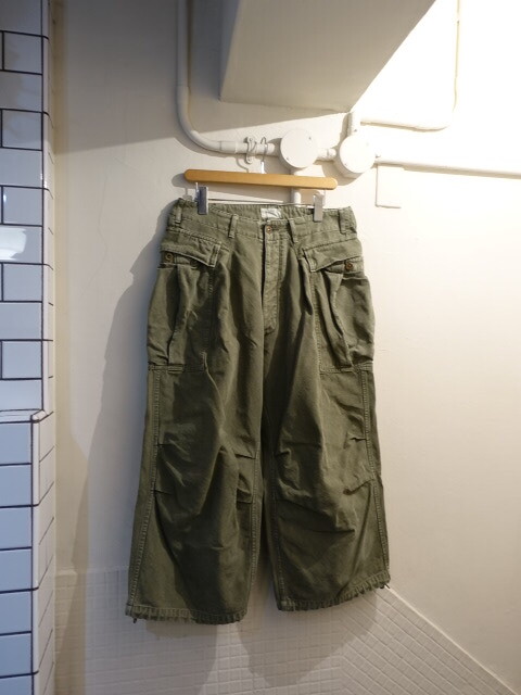 HERILL worn ru Duck cargo pants khaki olive wide pants DUCK CARGO PANTS KHAKI 21-030-HL-8080-3