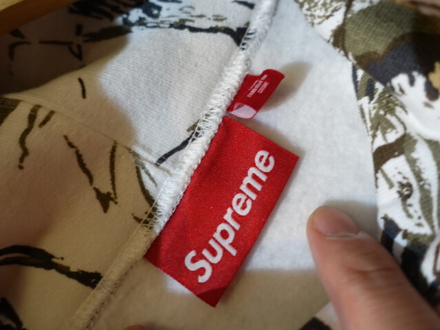 Supreme Small Box Hooded Sweatshirt Snow Camo 総柄　24SS　パーカー　新品同様_画像5