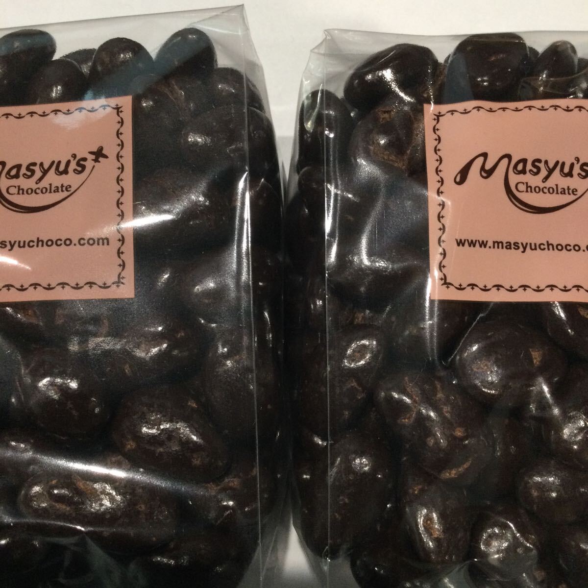 大容量 マシューのチョコレート カカオ80%アーモンドチョコ 2袋 の画像1