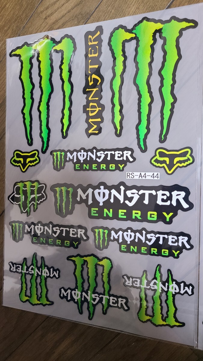 反射防水 耐久性素材モンスターエナジーバイクステッカー デカール MONSTER ENERGY ヘルメットステッカー カッティングシール改装用 耐久性_画像1