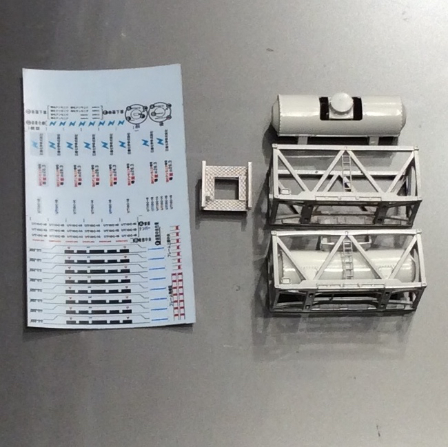 ★ UT10C 液化アンモニア専用タンクコンテナデカール＋塗装済コンテナ2個 1円スタート 条件付送料無料の画像4