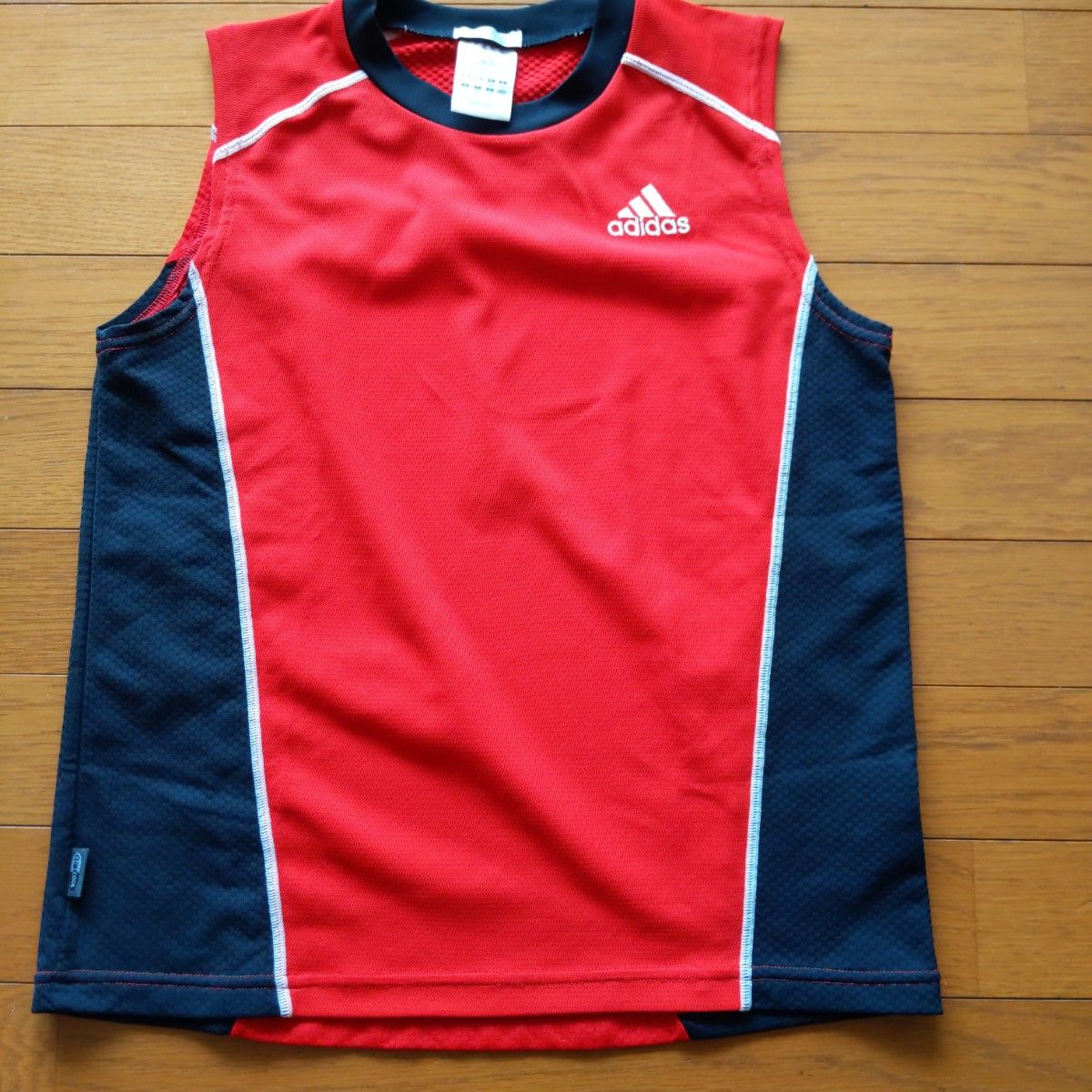 adidas　150　タンクトップ　Tシャツ  NIKE PUMA サッカー