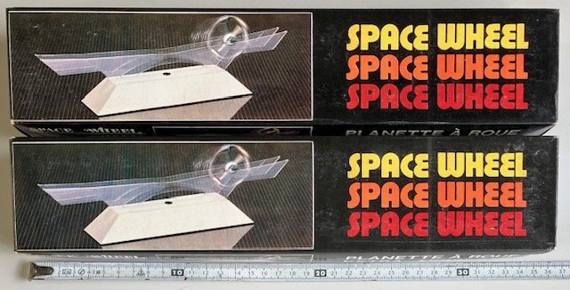 SPACE WHEEL 2箱の画像1